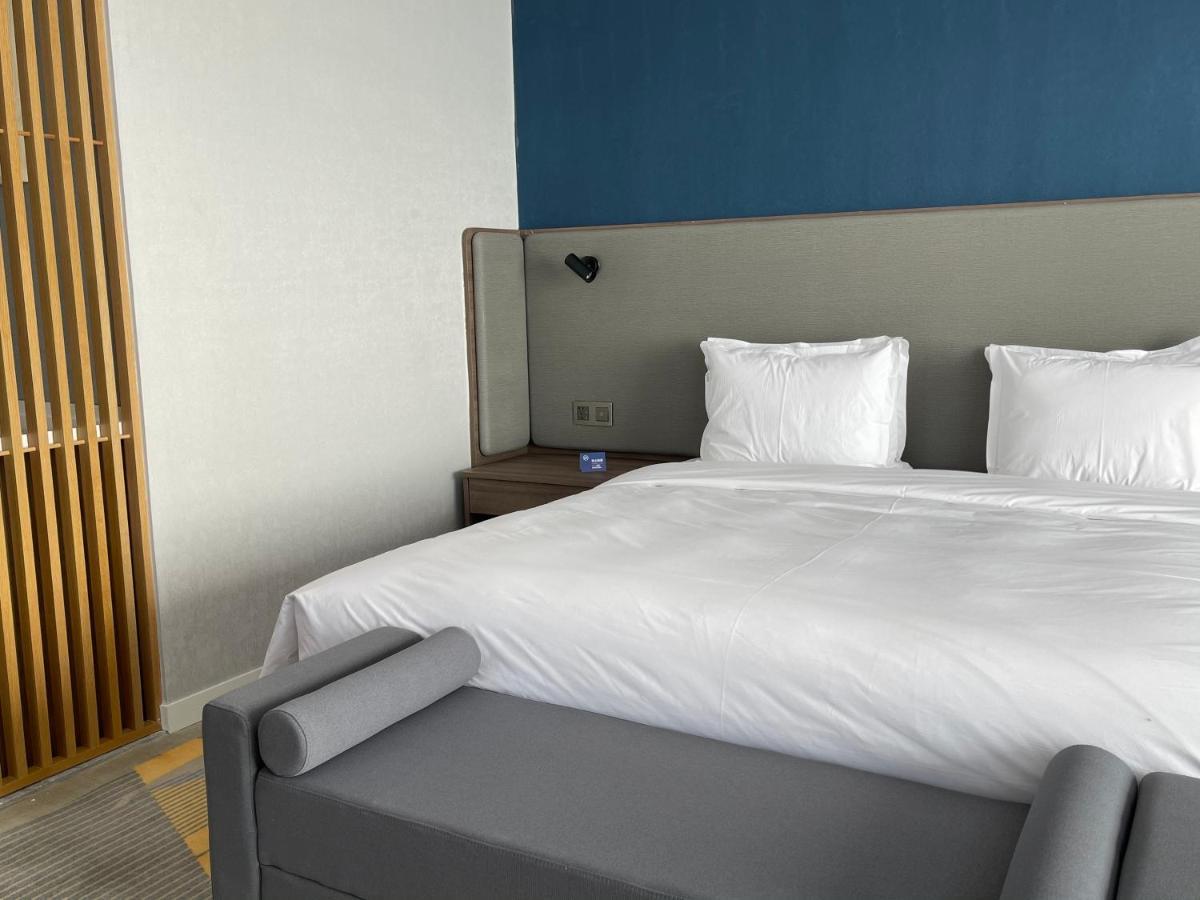 Holiday Inn Express Ulanqab Jining By Ihg Εξωτερικό φωτογραφία